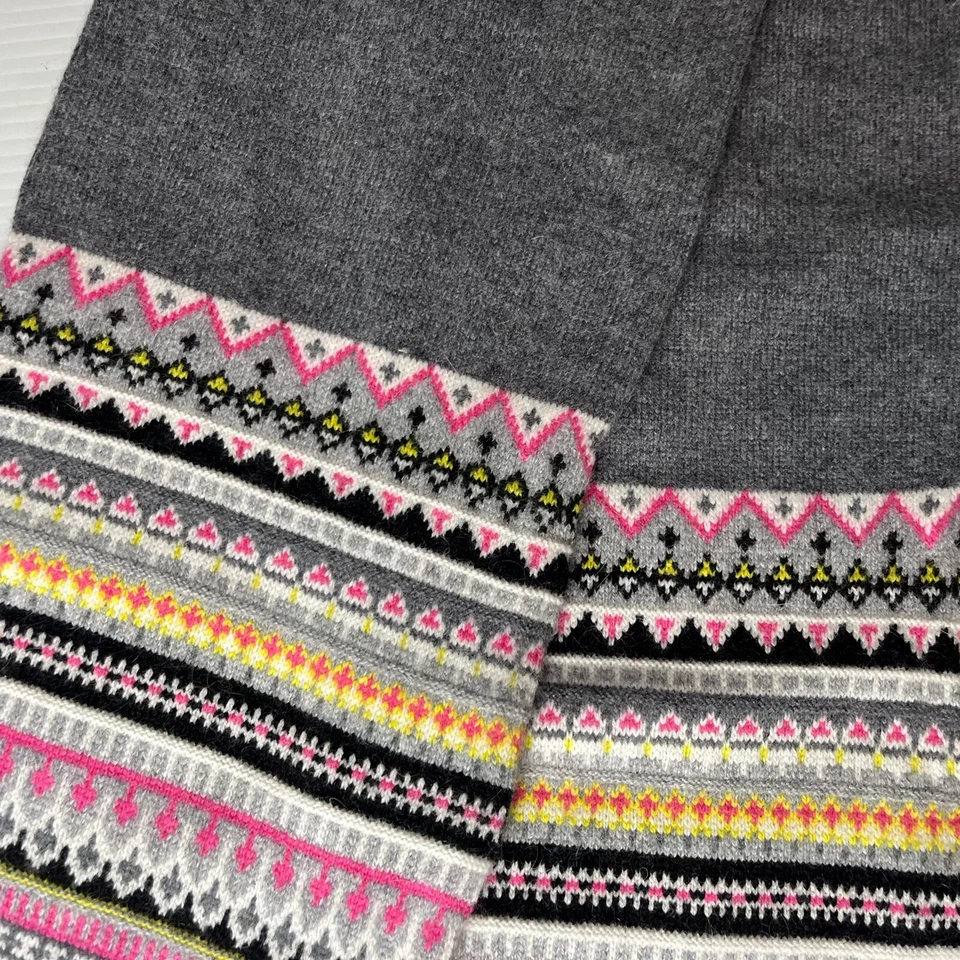 Cachecol Juicy Couture autêntico lã cashmere mistura angorá Pom 66"L x 8" novo sem etiquetas - Imagem 4 de 4