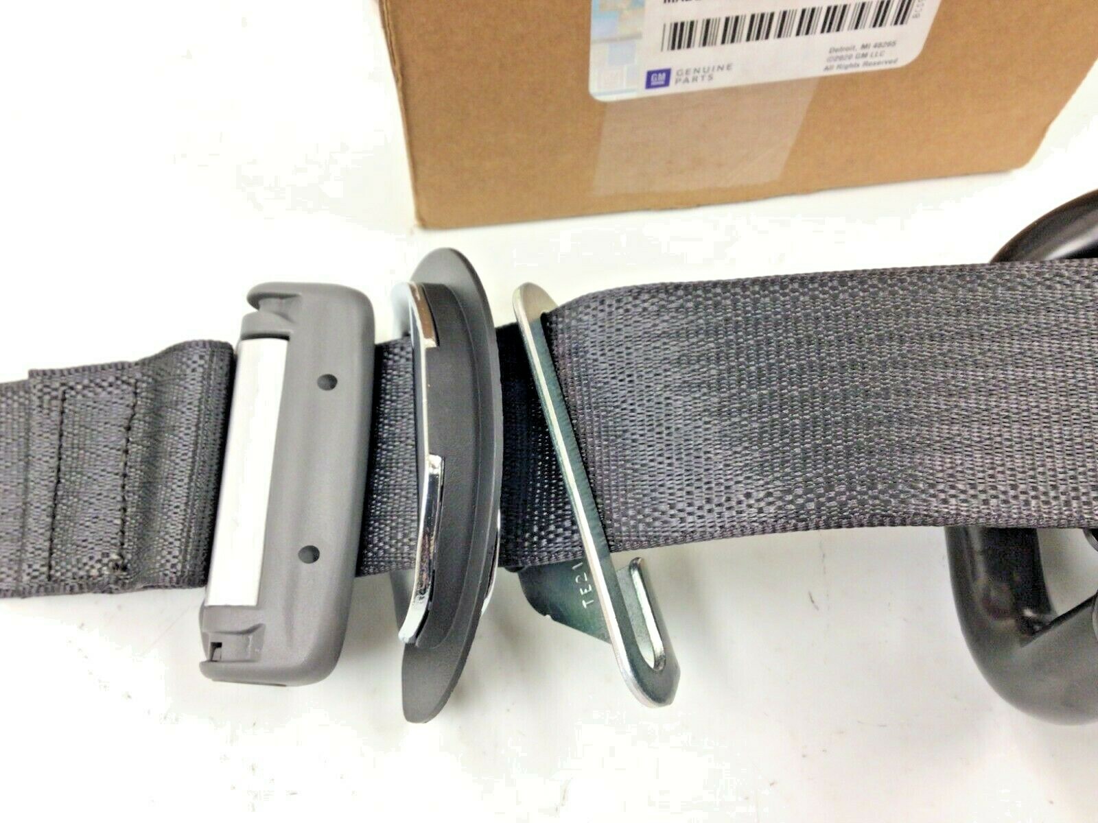 Chevrolet Silverado GMC Sierra 1500 Left Hand Driver Seat Belt