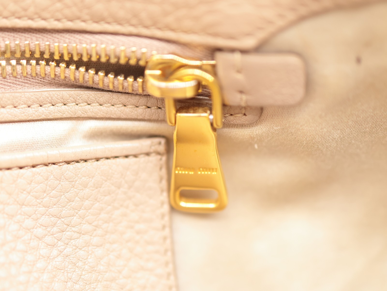 MIUMIU Hand Bag Leather Beige Authentic — image 17