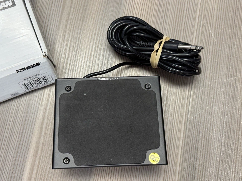 Fishman Dual Foot Switch for Loudbox Amplifiers - Image 4 of 4