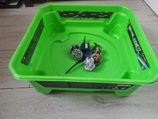 Pacchetto Beyblade X | Stadio, 4x top (inc. 2x Marvel) inc lanciatori e cavi a strappo