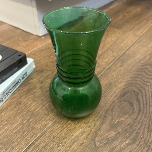 Vintage Emerald Green Anchor Hocking Ringed Vase