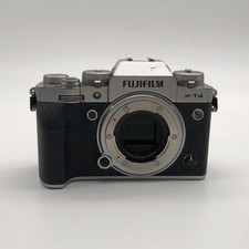 Fujifilm X-T4 Mirrorless Digital Camera Body Excellent