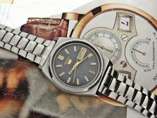 Nice steel automatic Seiko 5 watch from 1986.