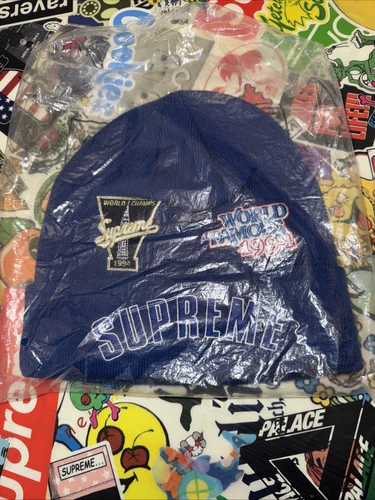 Bonnet Supreme New Era Championship bleu royal FW19