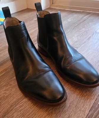BANANA REPUBLIC Ankle Chelsea Boots Men