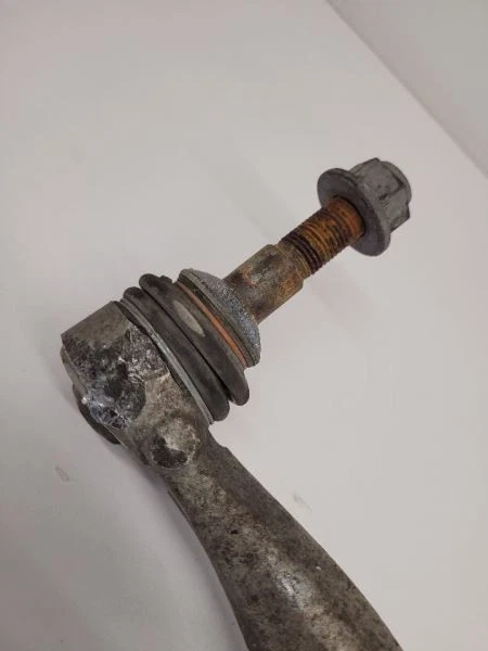 Brazo de control inferior derecho delantero pasajero BMW M235I 2015-2016 31126854724 Foto 4 de 4