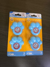 New 2 Pets Cat Litter Box Deodorizing Pods 4 Pods total Fresh Breeze Scent