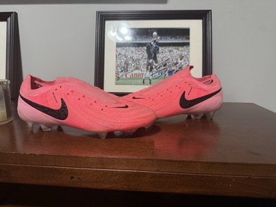 Pink Phantom Gx Two s. I Originally Got Them For 330. ￼￼