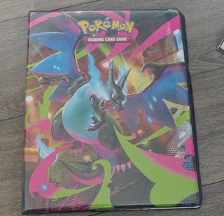 Ultra PRO Pokémon TCG Binder Charizard & Raboot 9 Pocket 360 Excellent Condition