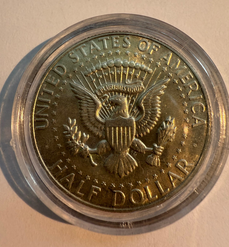 1967P (no mintmark) Kennedy Half Dollar 40% silver - Picture 7 of 7