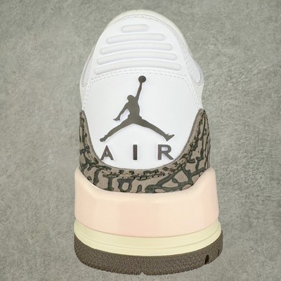 Size 9.5 - Air Jordan 3 Retro Neapolitan W for sale online  display picture 2