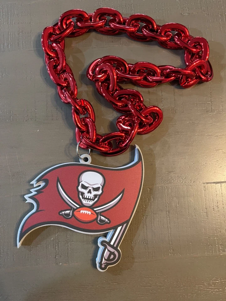 NFL TAMPA BAY BUCCANEERS CADENA GRANDE LOGOTIPO PLÁSTICO COLLAR ESPUMA ROJA LOGOTIPO NUEVO Foto 4 de 4