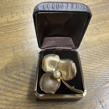 12K Gold Filled Clover Flower Pearl Brooch By Winard