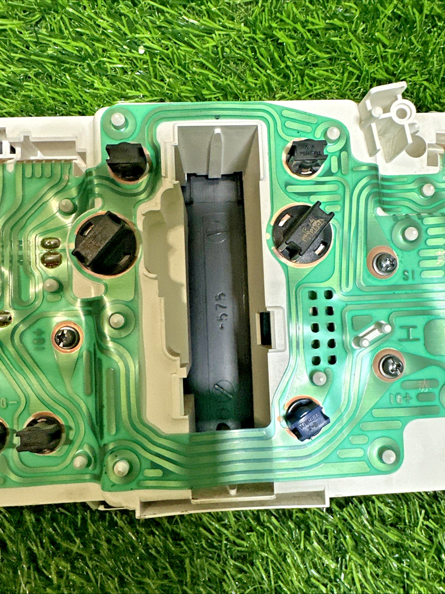 Toyota Corolla AE100 Ae101 1993-1997 cluster speed meter intrument