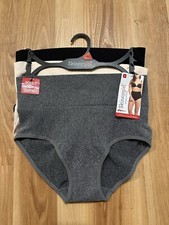 Skinny Girl Panties Size Medium Shaping Seamless Briefs SG7074