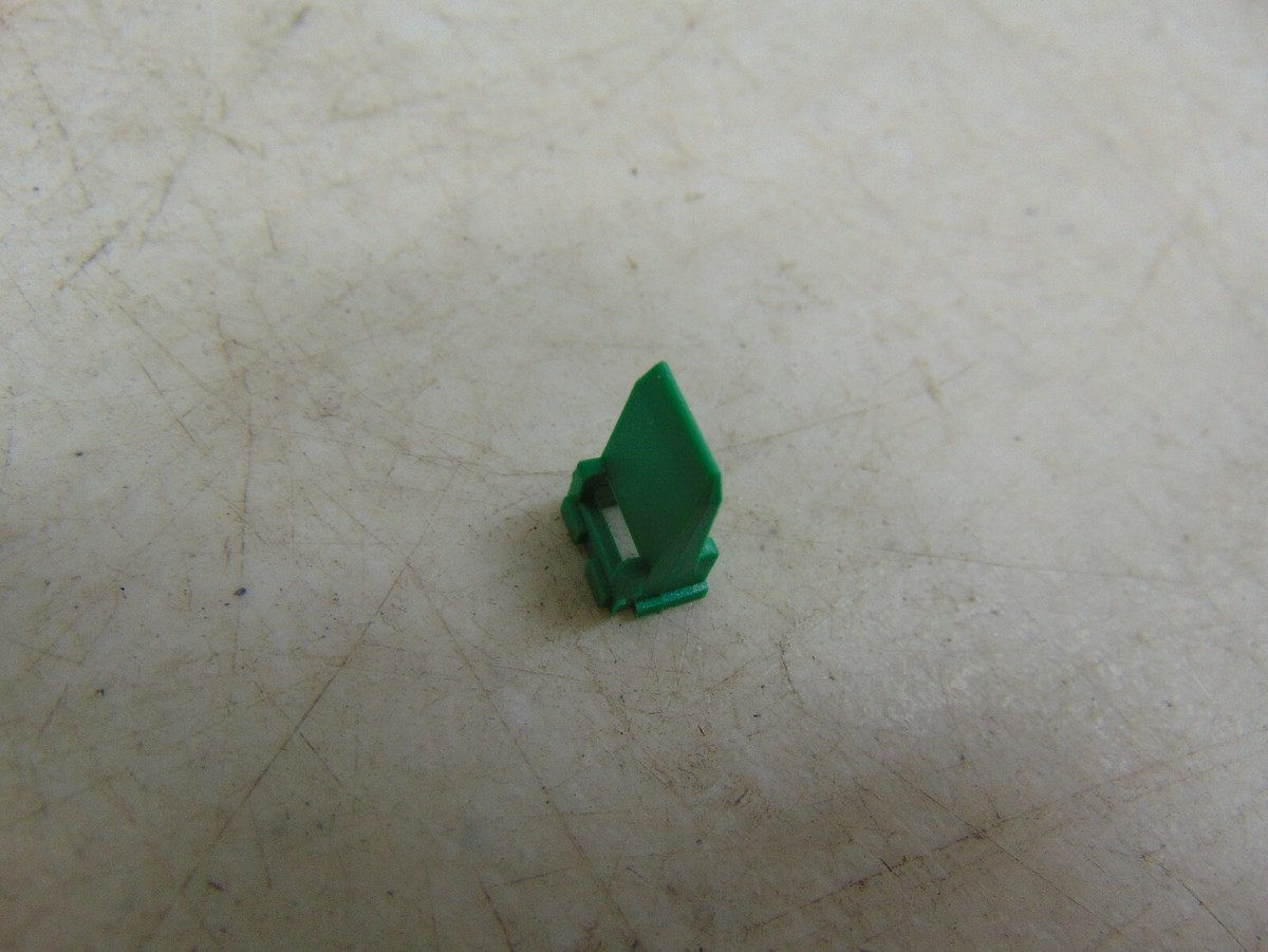 Genuine Harley Davidson 4 Pin Secondary Lock Qty 1 P/N: 72144-94