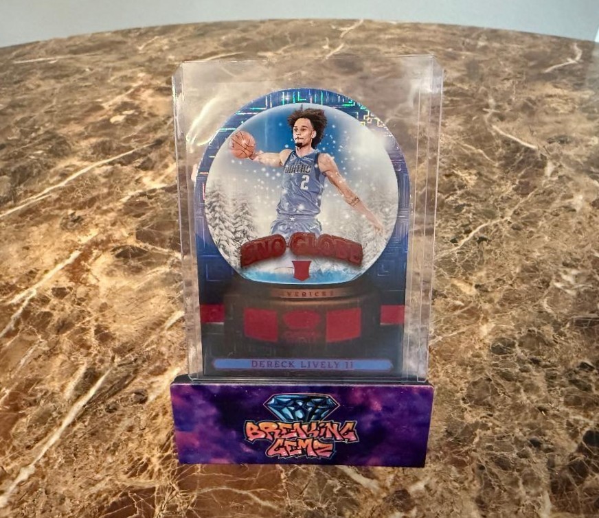 2023 Panini Crown Royale Sno Globe Red International Dereck Lively II Rookie RC