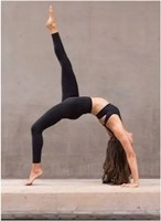 Hannah Barrett | Yoga Happy | Buch | Englisch (2022) | Gebunden