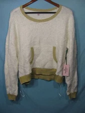 NWT Juicy Couture White Longsleeve Women's Fuzzy Sweater $60.00 MSRP