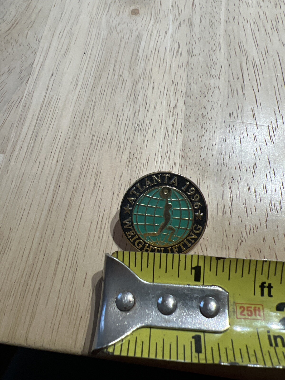 Atlanta 1996 Olympic Weightlifting Pinback