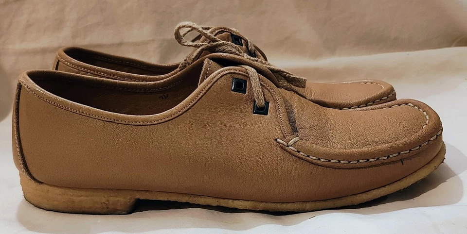 Vintage Clarks Original Wallabee Natural Tan Leather Italy Women's Size 7.5A - Image 2 of 4