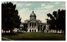 postcard University of Wisconsin Main Building (1916 Fire destroyed dome A2400