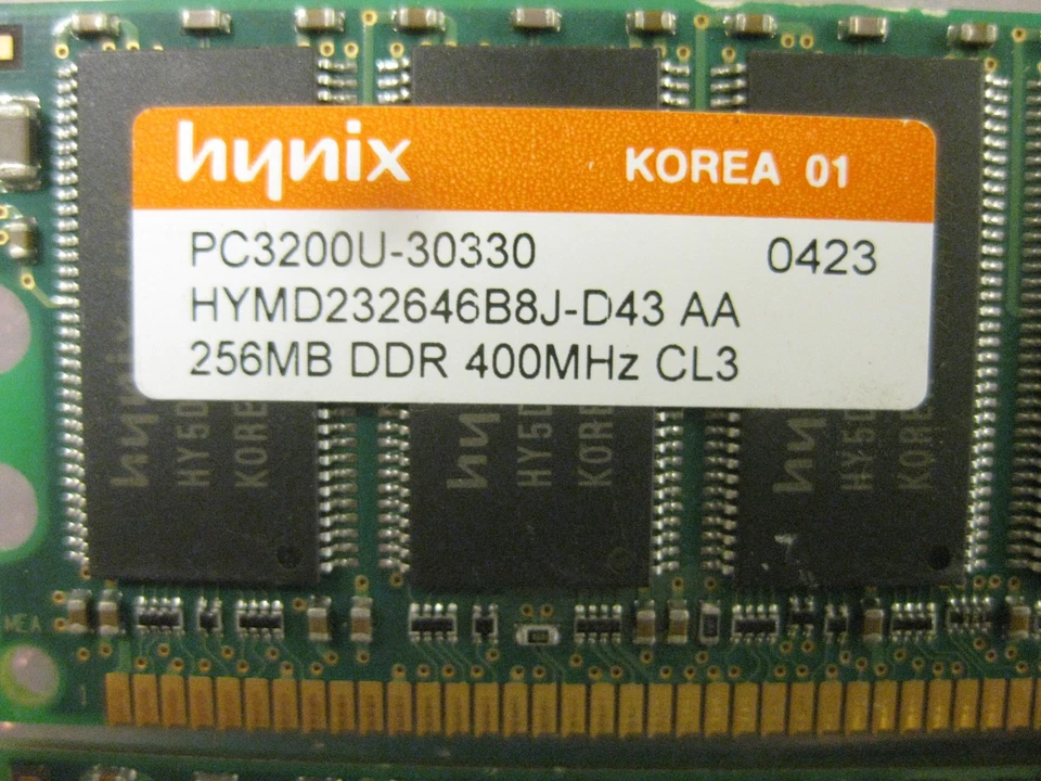 Hynix 1GB 4 x 256 MB HYMD232646B8J-D43 AA PC3200U-30330 DDR 400 CL3 Memory - Image 3 of 4