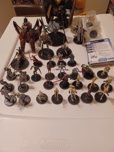 WOTC Star Wars Miniatures Game Seperatist Lot Of 35 C U R VR W/Cards Lancer