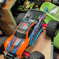 TRAXXAS MAXX W/UPGRADES