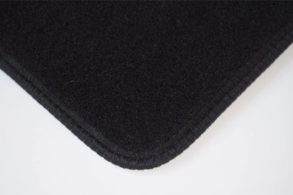 FITS FORD TRANSIT CONNECT SWB 2002 TO 2014 TAILORED CARPET VAN REAR FLOOR MAT - Image 4 of 4