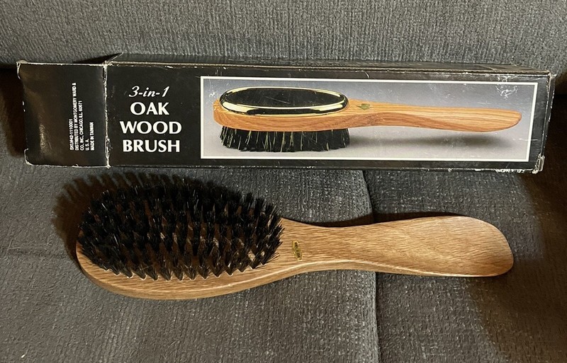 3-in-1 Lint Remover, Shoe Horn & Garment Brush