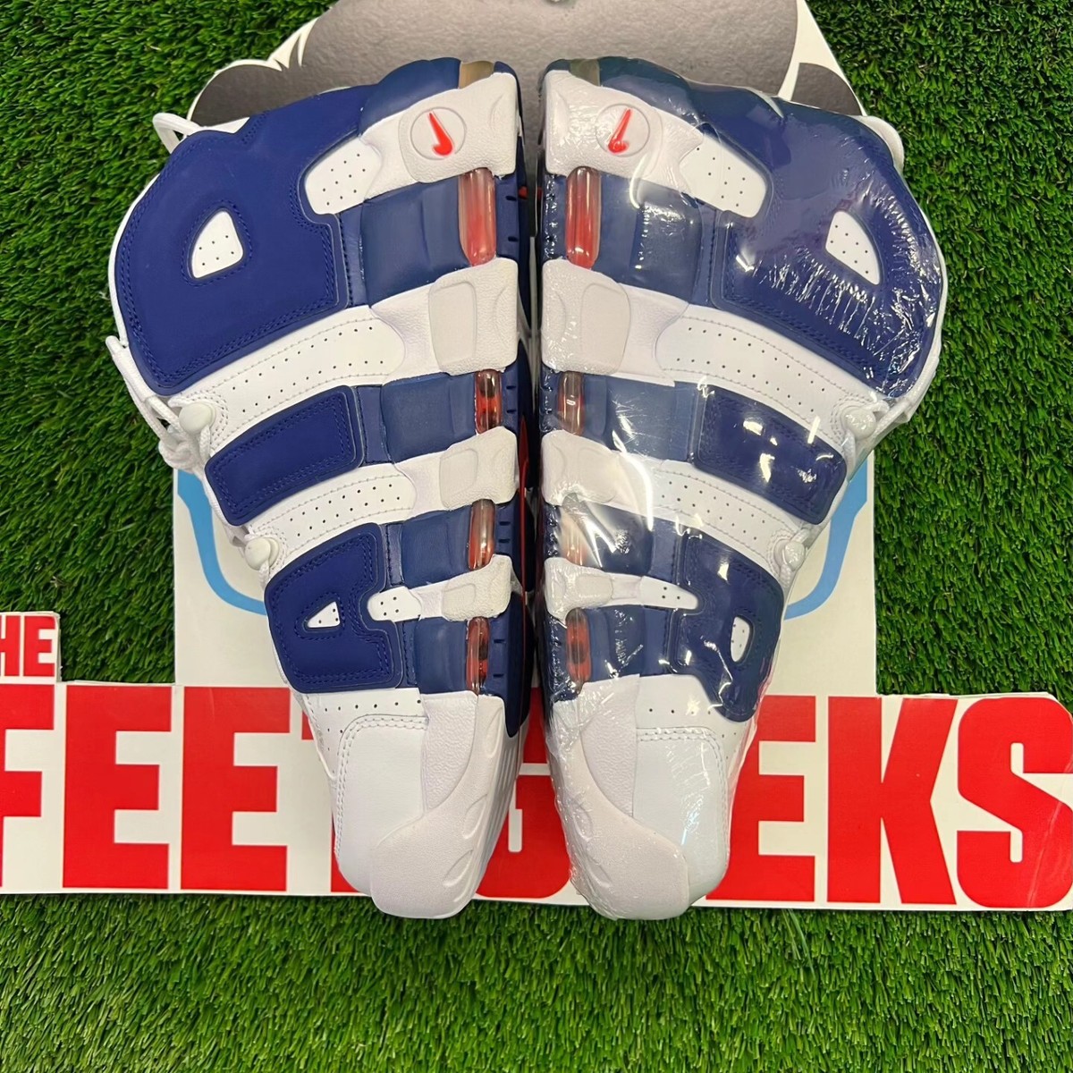 Nike Air More Uptempo Knicks Size 13 Mens Shoes Nike Air More Uptempo Knicks Size 11  main image 4