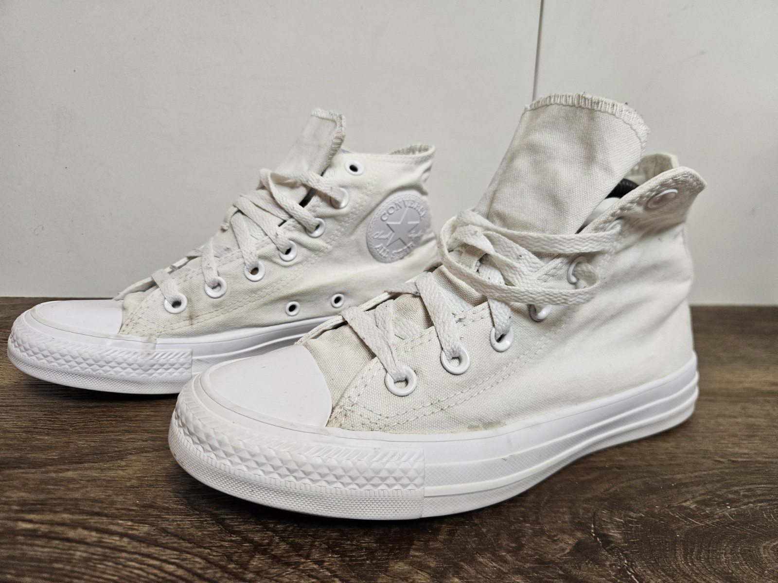 Stivali décolleté Converse Triple bianchi Trainer Chuck Taylor da donna in  tela UK 4,5 EU36