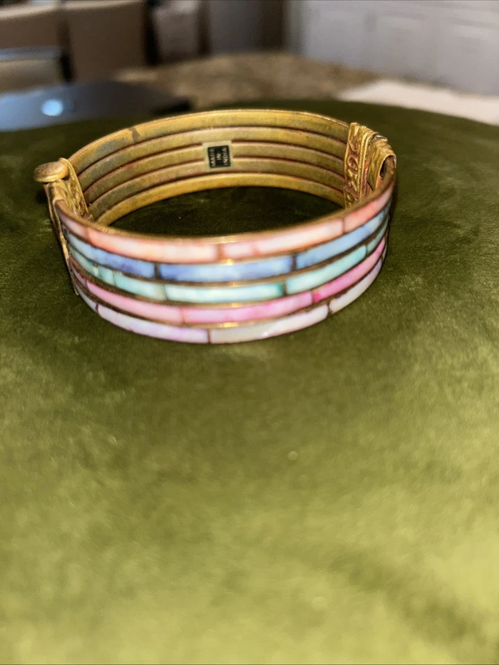 Vintage Bangle Brass Metal & Abalone Mother Of Pearl Hinged Pin hippie MCM fun - Image 3 of 4