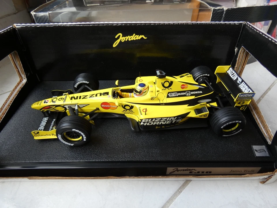 Jordan EJ10 Jarno Trulli #6 2000 1/18 Hotwheels Mattel F1 Formula 1 - Immagine 2 di 4