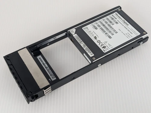 NEW HUAWEI OCEANSTOR 02351SBG 960GB 2.5" 12G SSD DRIVE 5300 5500 5600 V3 V5