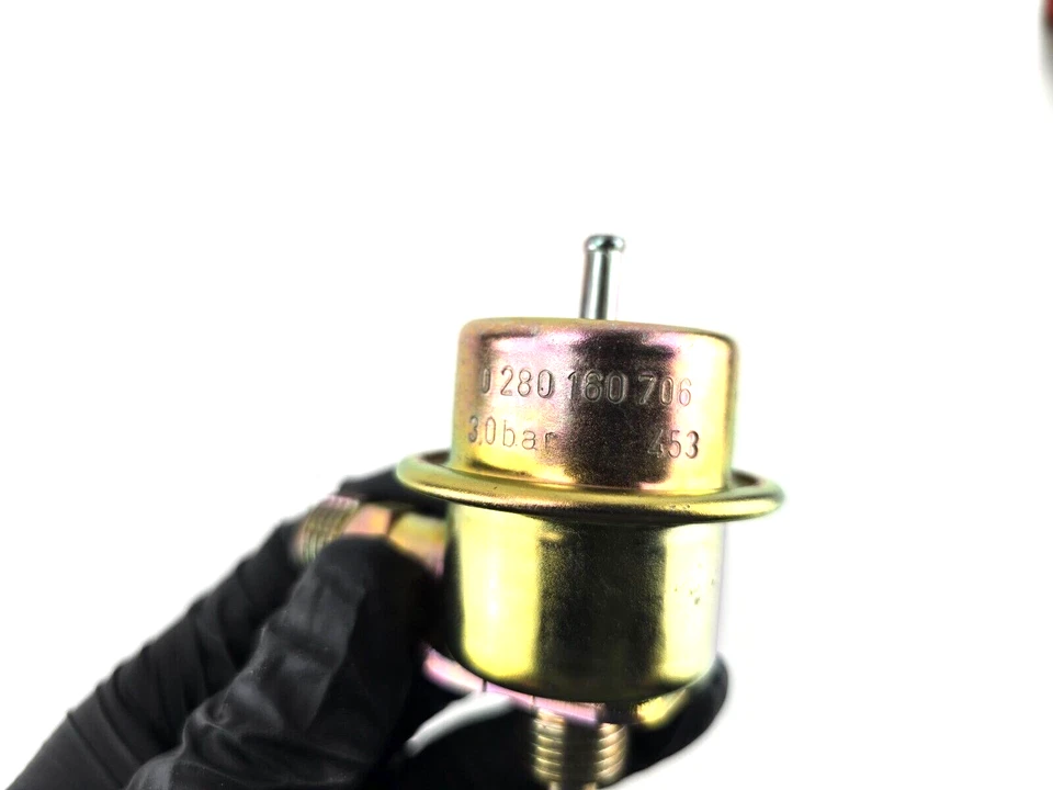 NOS Bosch Fuel Pressure Regulator FPR 0280160706 Saab 900 9000 1986-1993 3.0 BAR - Image 2 of 4