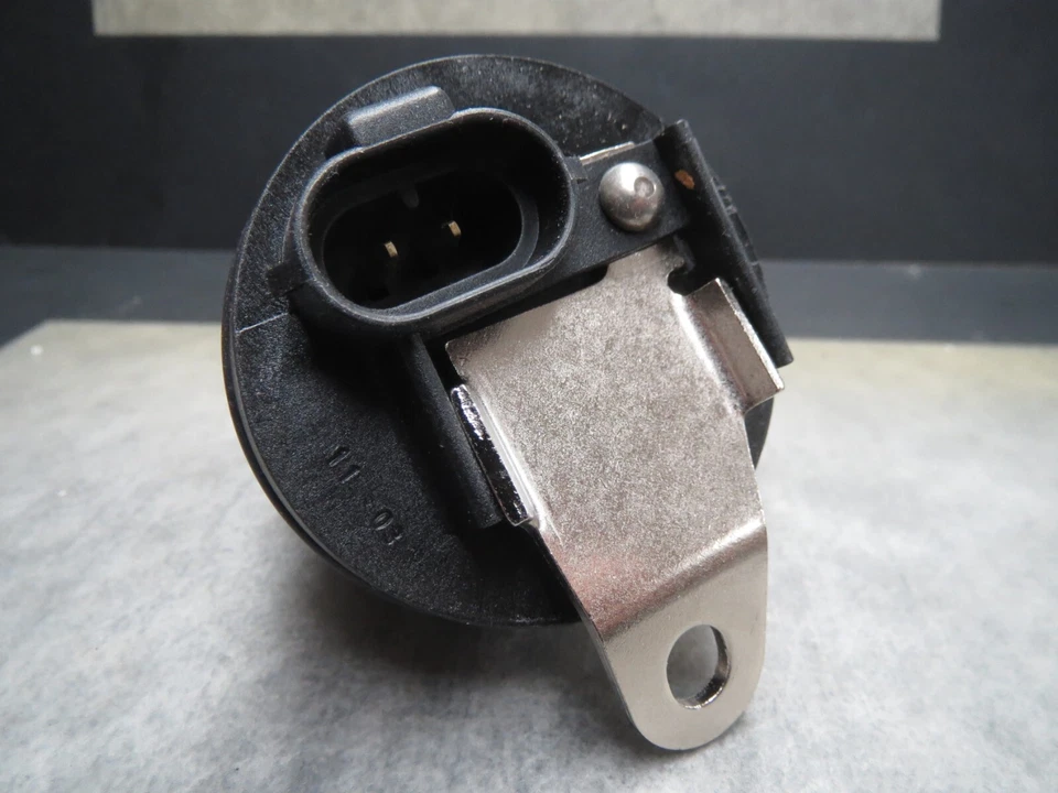 Sensor de velocidad del vehículo para Chevrolet BWD S8303 hecho en EE. UU. - ¡Envío rápido! Foto 3 de 4