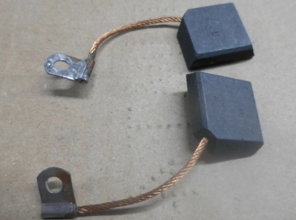 Juego de cepillos de generador 1952-1960 Chevrolet Truck 49-59 GMC Truck 55-59 IHC Foto 2 de 2