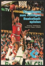 How to play Basketball booklet in german By converse 1990s Germany