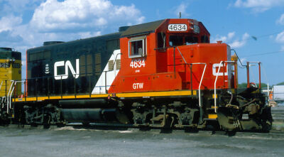 Original Eisenbahn Dia: Grand Trunk Western GP9R 4634