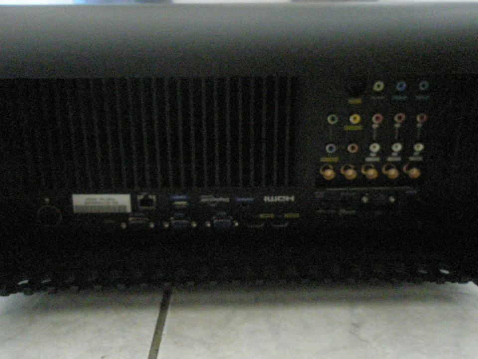 InFocus IN5502 IN5502L HD 720P WXGA 1280x720 Projector 5000 LUMENS!!  - Image 2 of 2