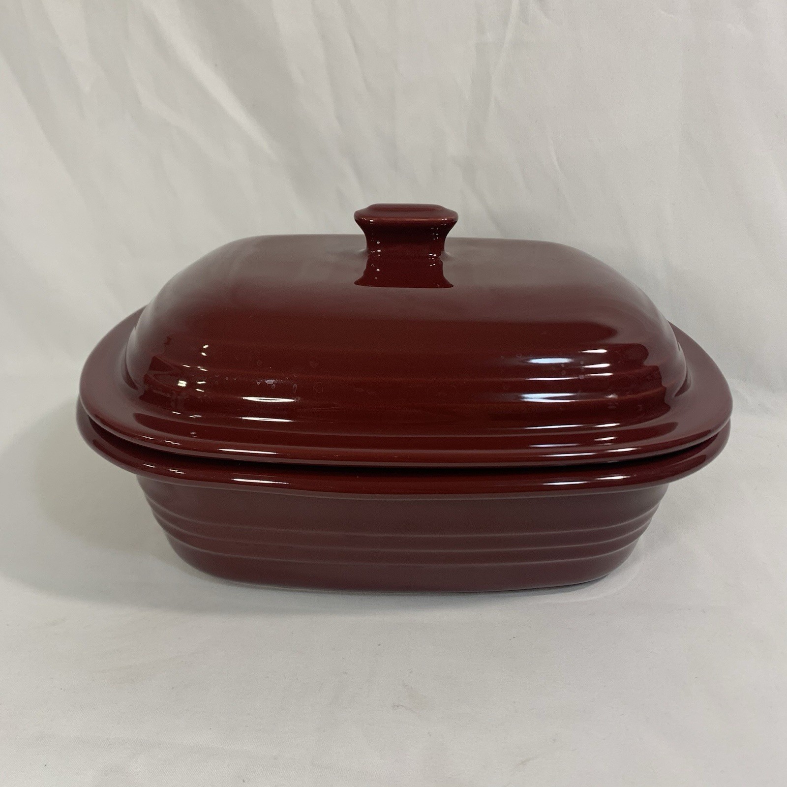 Pampered Chef Stoneware Deep Roaster 3.1 Qt Cranberry Dutch Oven with Cover