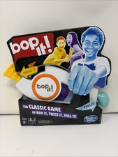 2018 Hasbro | Bop It | Electronic Game Classic Game Bop