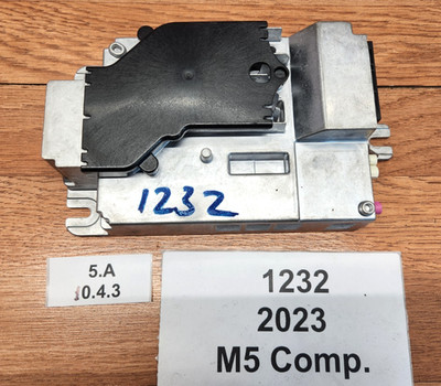   OEM BMW G30 F90 G05 G06 G07 M5 X5 X7 Receiver Tuner Audio Control Module SDARS