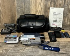 Sony Handycam CCD-TRV318 8mm Hi8 Camcorder w/Nightshot Bundle EXCELLENT