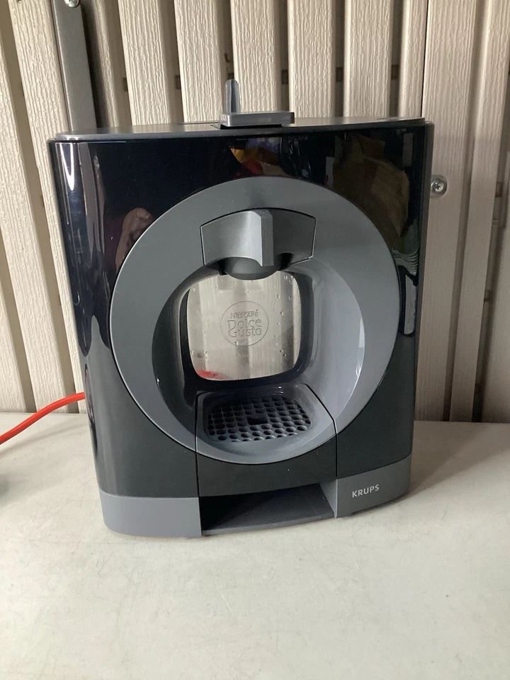 Krups KP110 Dolce Gusto Oblo Coffee Machine - Black - Used/Fully Working. - image 2 of 4