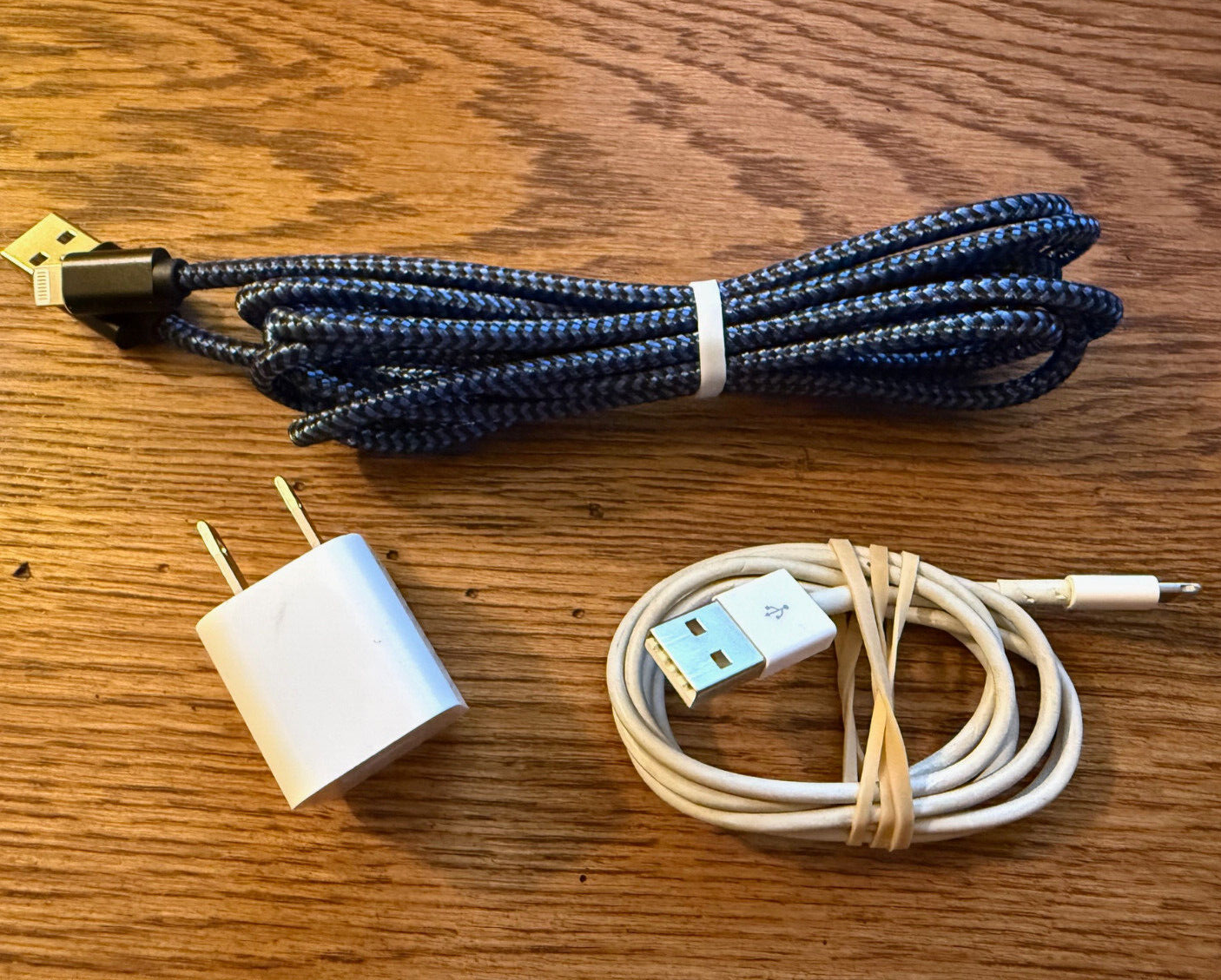 Apple USB Lightning Cable Cord 1M 3.3ft and 6.5ft Nylon Cord with Cube-image