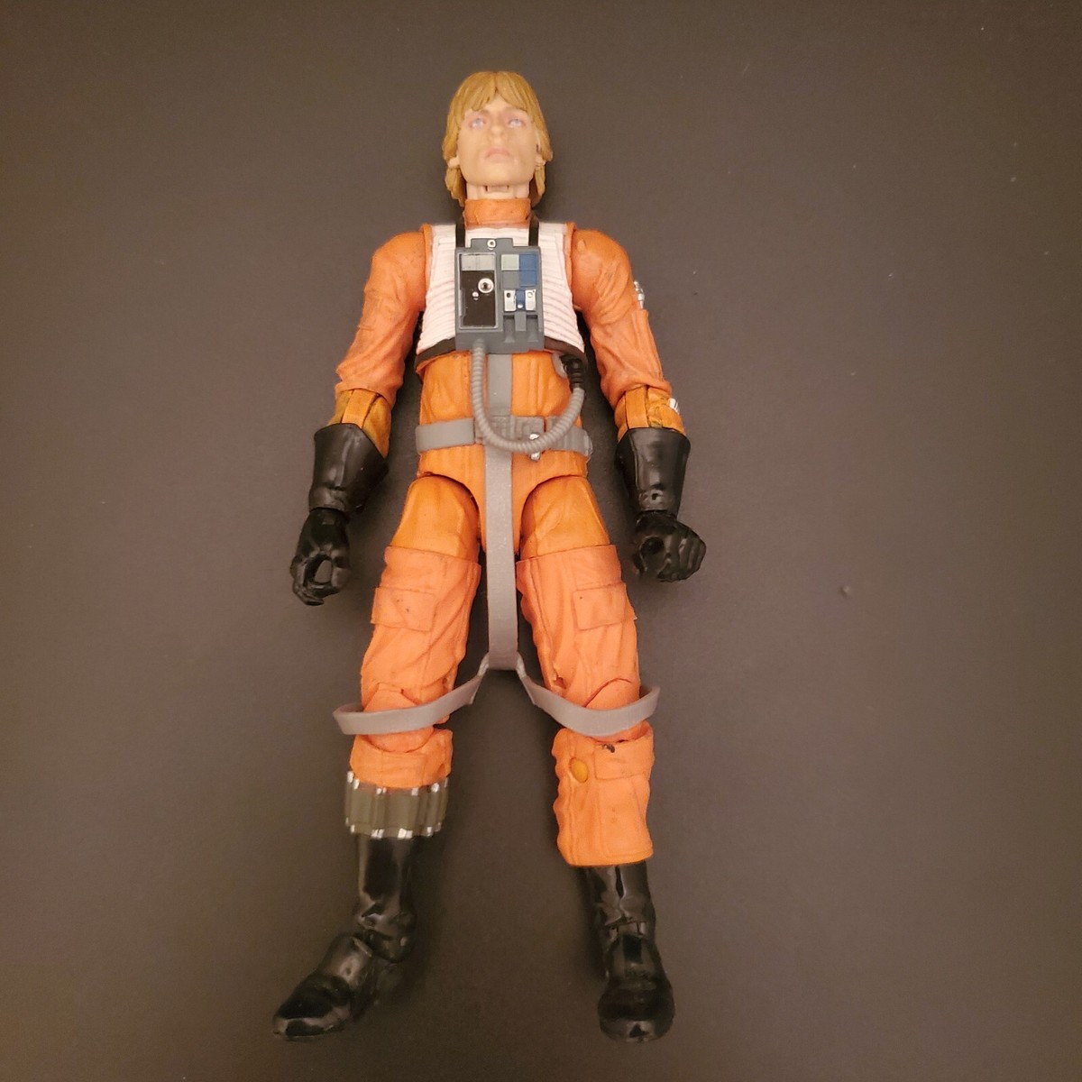 Star Wars Black Series Luke Skywalker X-Wing Pilot Loose Missing